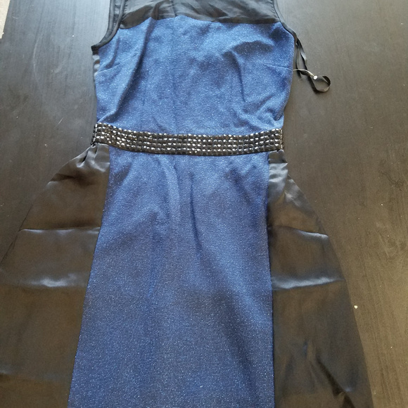 NWT ST JOHN GOWN - Picture 7 of 8